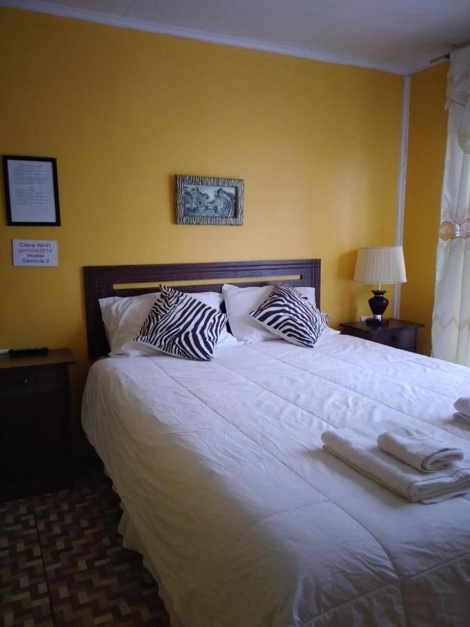 Hostal Geminis ,Phillipi 653 Centro Puerto Natales Kültér fotó